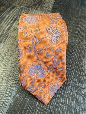 John W. Nordstrom Men’s Silk Orange/Light Blue Floral Paisley Tie